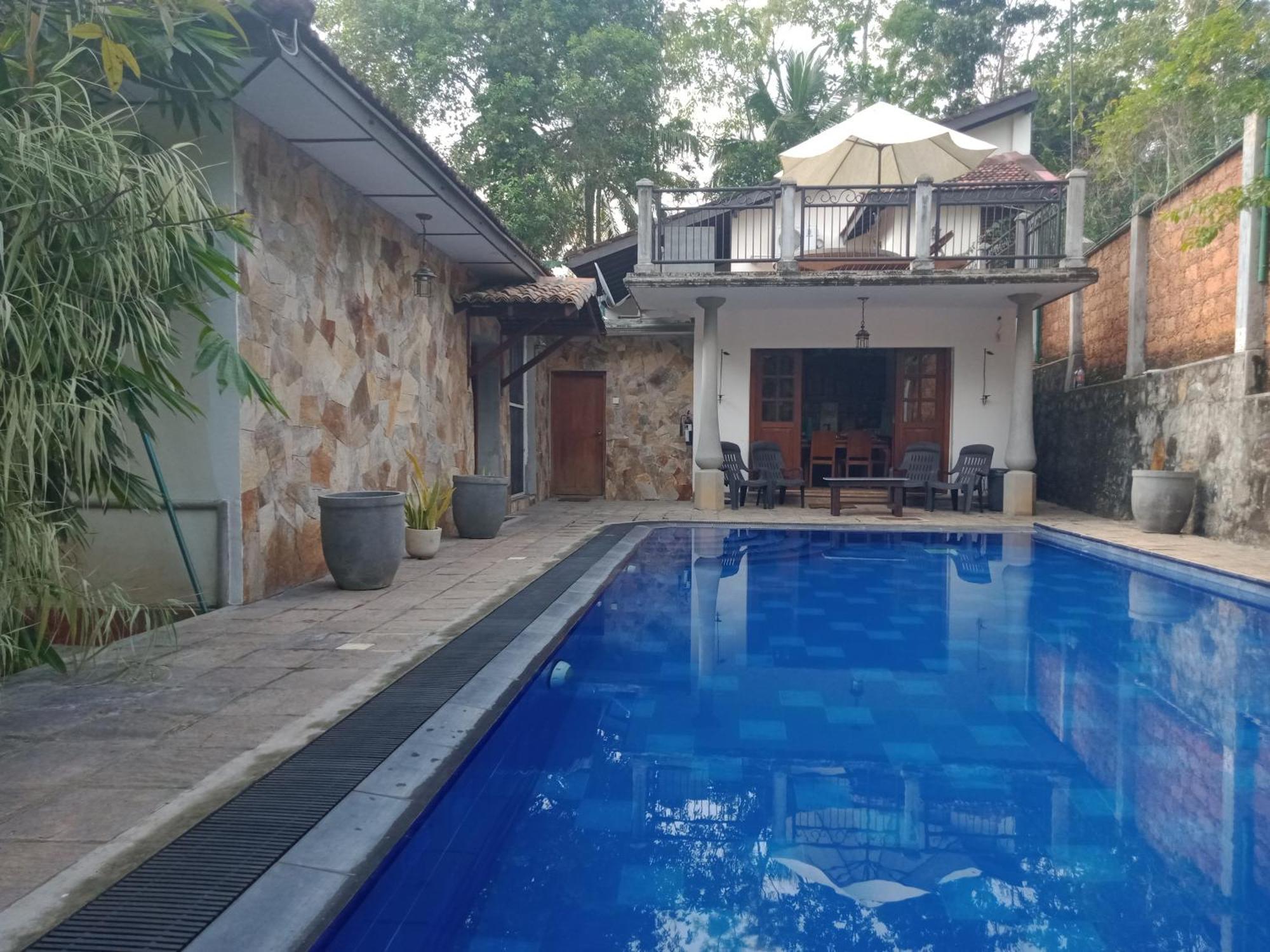 Siriniwasa Luxury Villa With Private Pool Induruwa Exterior foto