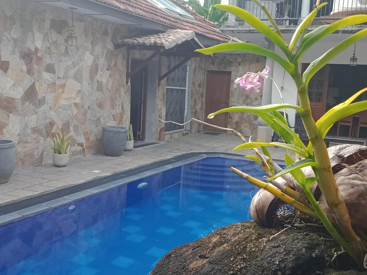 Siriniwasa Luxury Villa With Private Pool Induruwa Exterior foto